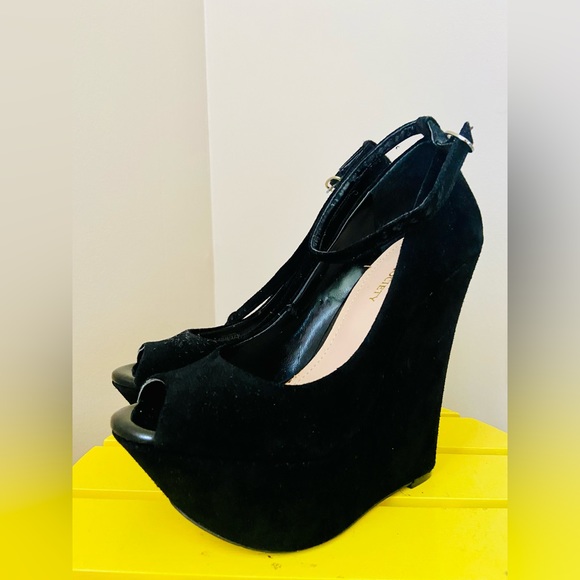 Sole Society Faux Suede Black Wedges - Picture 3 of 6